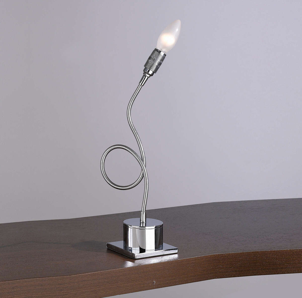 1046/P1 WINDING PORTATILE 1 LUCE